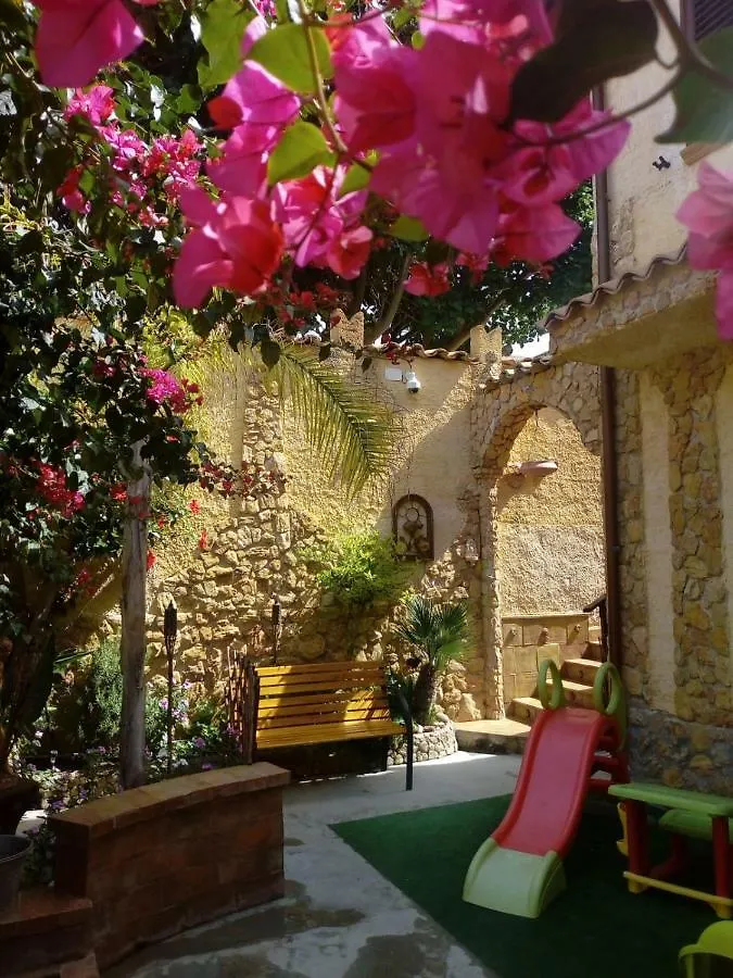 Vila Casa Vacanze Mediterraneo Tre Fontane 0*,